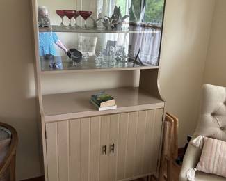 Curio cabinet