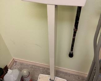 Accurate mid-century scale