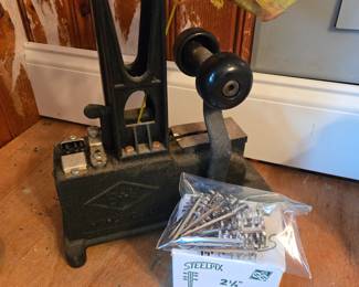 Commercial B&K Floral Steelpix attachment tool