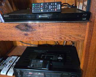 SONY Blu-ray player BDP-BX57 & Onkyo Receiver TX-910
