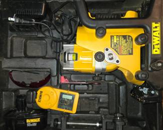 Dewalt DW073 Cordless Rotary Laser