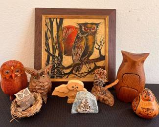 JH111Vintage Wooden Owl Collection
