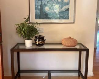 JH108Entry Table And Decor