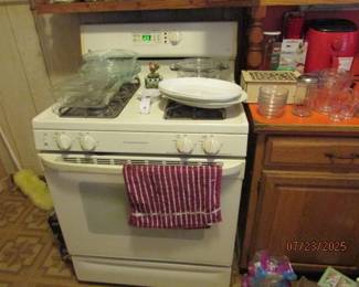 gas stove and pyrex items