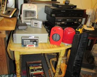 drop leaf table, electronics