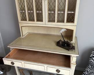 SLIGH AND LOWRY DESK W HUTCH (MADE IN HOLLAND, MI)