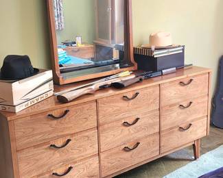 Mid-Century Lane Bedroom Set- BB Guns