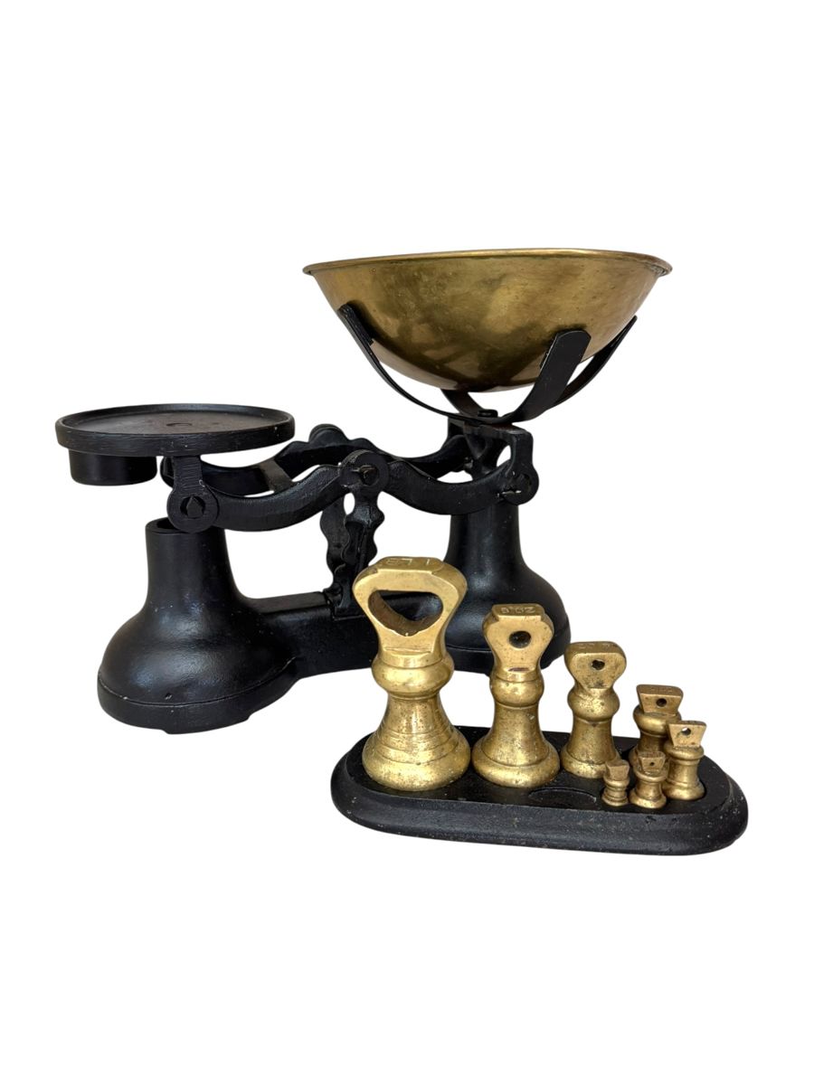 Scale with weights 