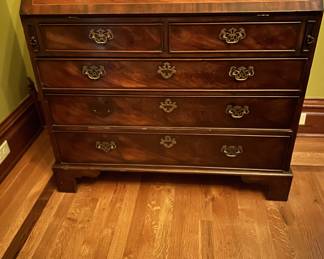 1800s Oversized Secretary (no maker's mark). Approximate measurements: 43x21.5x88. Picture 3 of 4
