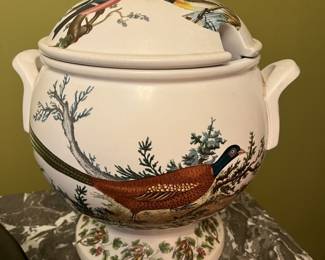 Portmeirion Birds of Britain Tureen (no ladle)
Other pieces available.