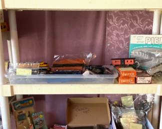 HO Engines, Rolling Stock Kits & More