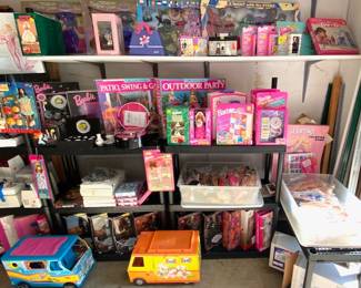 Barbie Dolls & Accessories