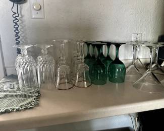 MISC. WINE MARTINI GLASSES