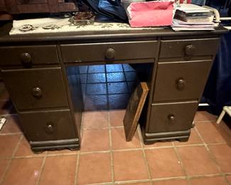 FUNITURE DESK