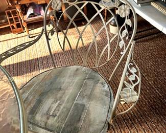 WROUGHT IRON CHAIR