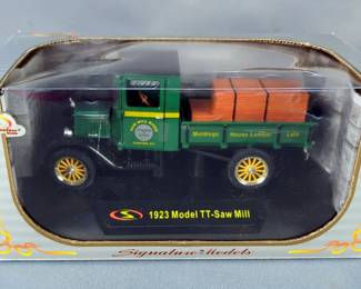 SpecCast John Deere Truck Replica and Signature Models 1923 TT-Saw Mill Truck