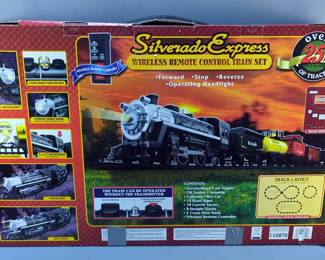 EZTEC Silverado Express Wireless Remote Control Train Set