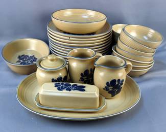 Pfaltzgraff Village Dinnerware Set - 30 Pieces