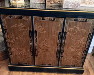 Oriental entry table/buffet