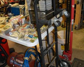 Dolly - floor jack 