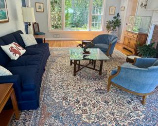 TRADITIONAL HOME FUNISHINGS, SOFAS & CHAIRS
