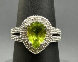 14K White Gold Peridot w/ Diamonds, 3.77g