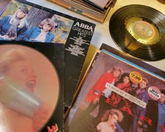 Vintage Vinyl 40+ albums