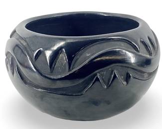 Margaret Tafoya Santa Clara Black Pottery