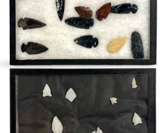 22pc Cased Antique Arrowhead Collection