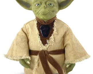 2000 Tiger Electronics Star Wars Yoda Figure