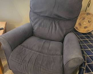 Lazy boy rocker recliner.
