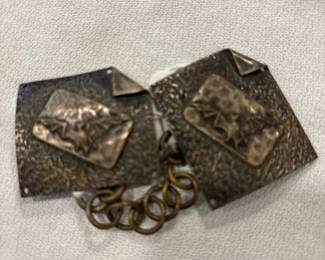 Bat Motif Victorian Clip