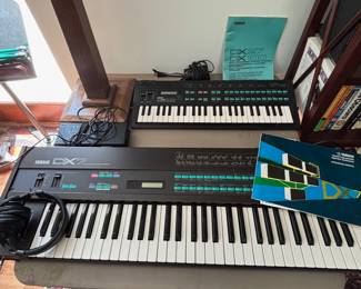 Yamaha DX7 (1980) Digital Synthesizer