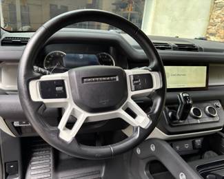 2023 Land Rover Defender 90 - 11,700 Miles- I4 engine Entertaining offers over $45,000.