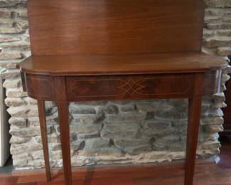 Hepplewhite Inlaid Game Table