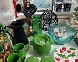 Green Ceramic Fitz and Floyd – Pair of Coffee Mugs, Tea Kettle, Salt & Pepper Shakers