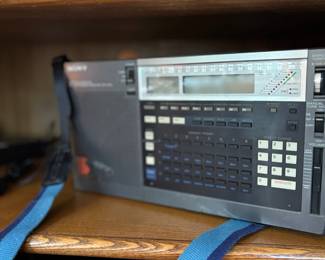 Sony ICF-2001D Radio
