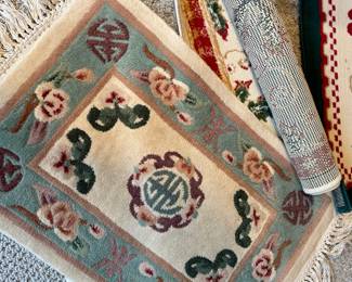 Chinese-style Rug with Central Medallion