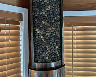 Pebble Front Water Fountain
