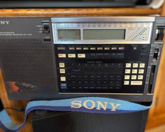 Sony ICF-2001D Radio