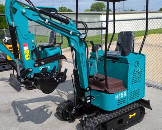 2025 CFG Model H15R Mini Excavator - Unused