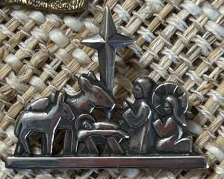 James Avery retired Modernist Nativity Scene brooch