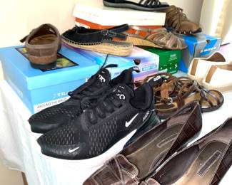 Ladies shoes