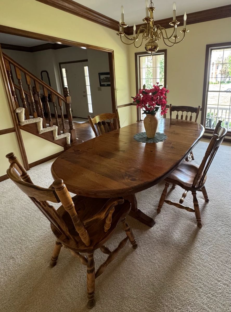 TABLE AND 4 CHAIRS IN KNOTTING PINE BY S. BENT AND BROS. CO.