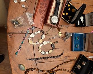 Some watches & necklace