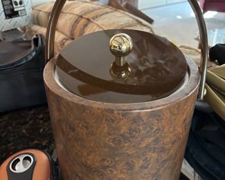 ICE BUCKET