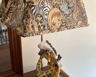 GIRAFFE LAMP