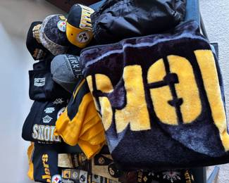 HATS, THROW & MORE PITTSBURGH STEELERS NFL GEAR