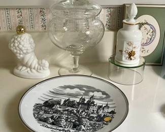 GLASS DECOR