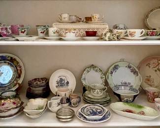VINTAGE COLLECTOR’S CUP/SAUCERS INCLUDING JAPAN, ARDALT, RADFORD’S ENGLISH BONE CHINA
